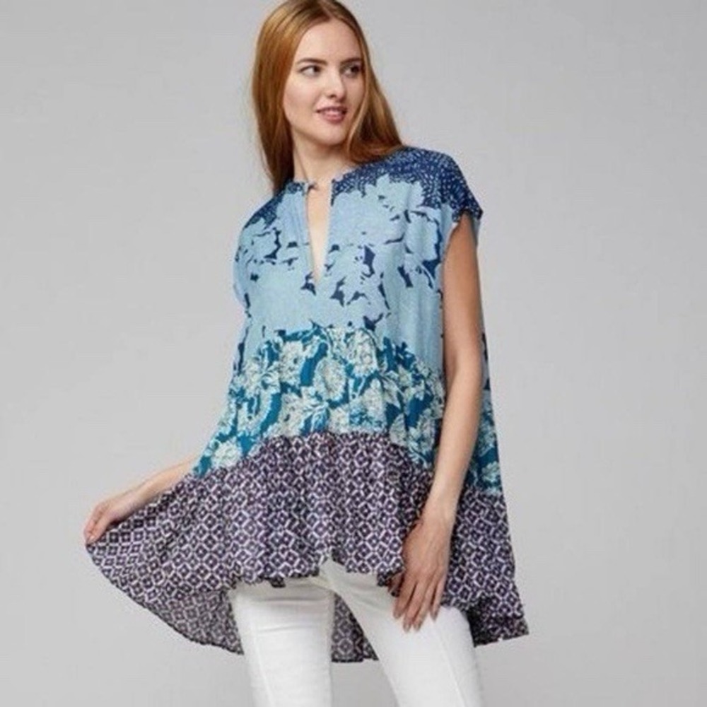 Free People Women's Blue Gotta Have You Tunic Top Size Small